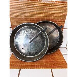 Vintage Bake King 2-Piece Round Metal Cake Pan Set 9in x 2in Deep, Made in USA